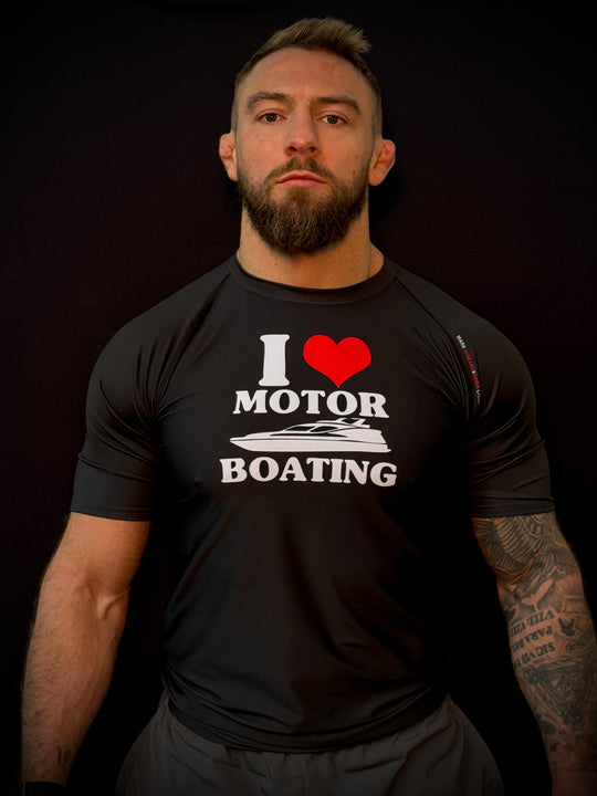 Mark Hibbard x IC - Motorboating